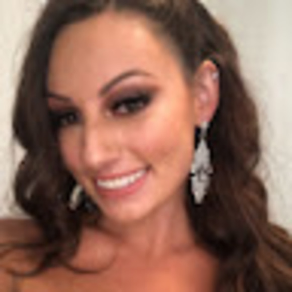 Meet your Posher, Callie - Picture 1 of 1